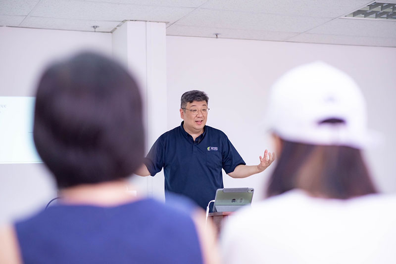 박항진